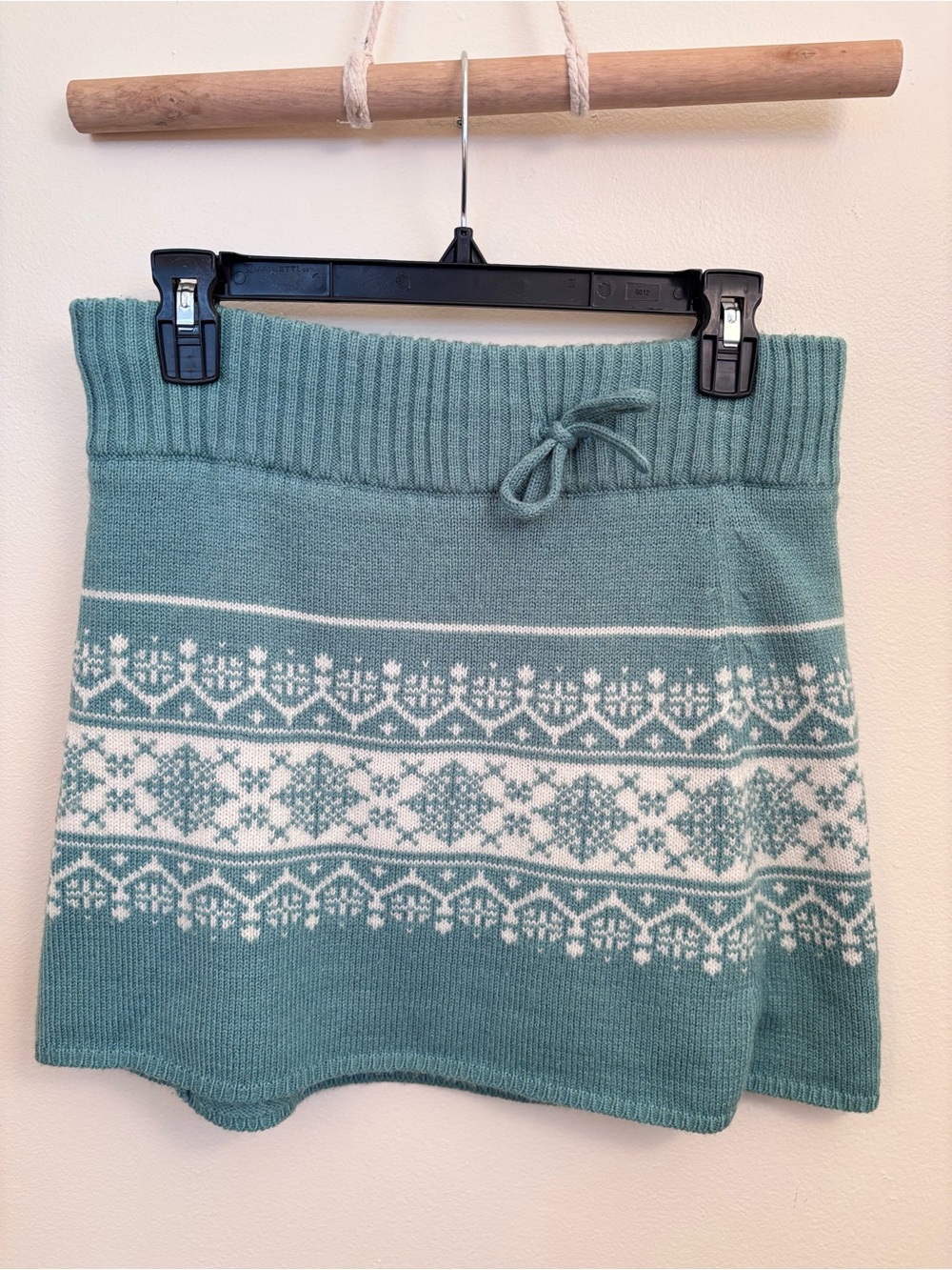 Old Navy Teal and White Knit Mini Skirt